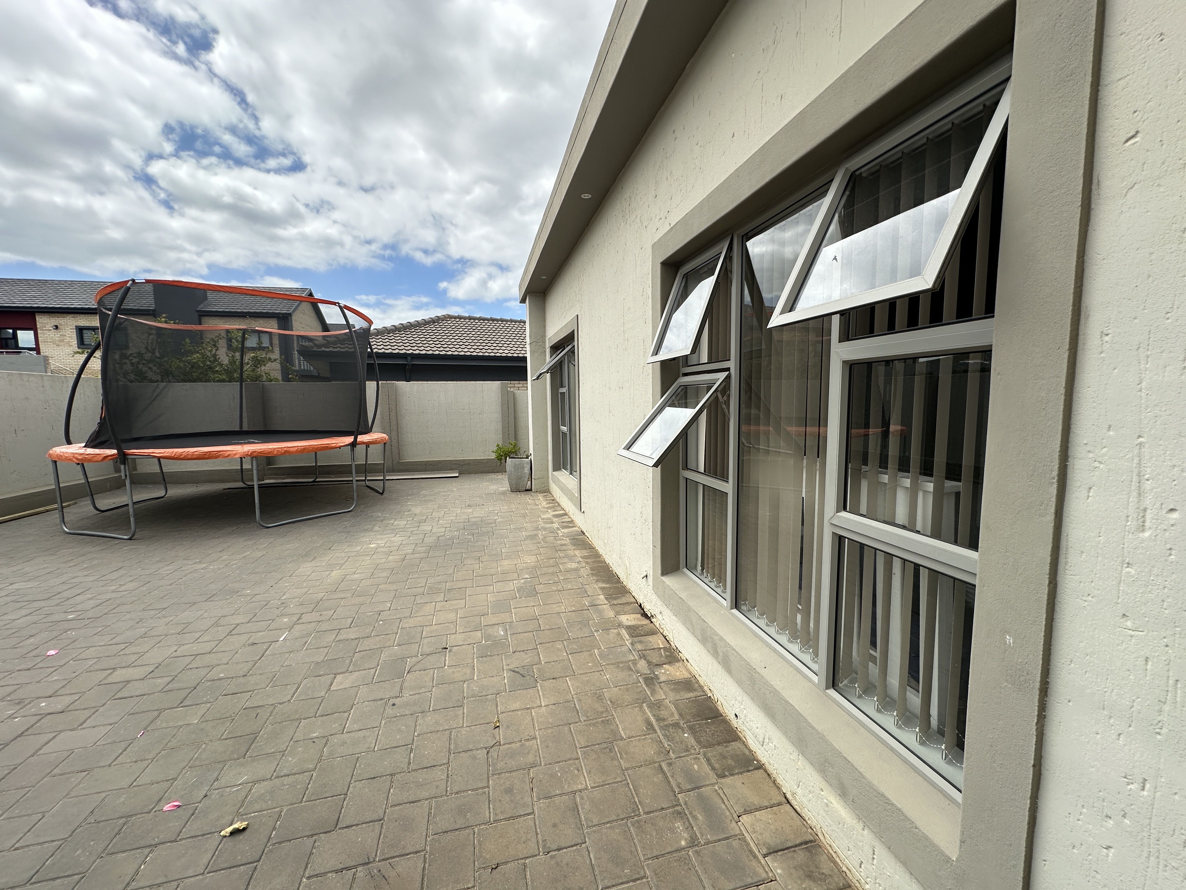 5 Bedroom Property for Sale in Monte Christo Western Cape